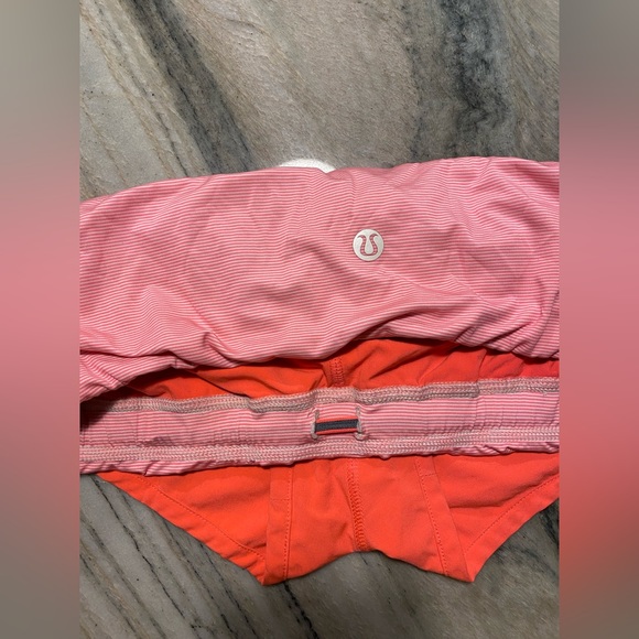 Lululemon Flip Out Boardshort Size 6 - Picture 6 of 8